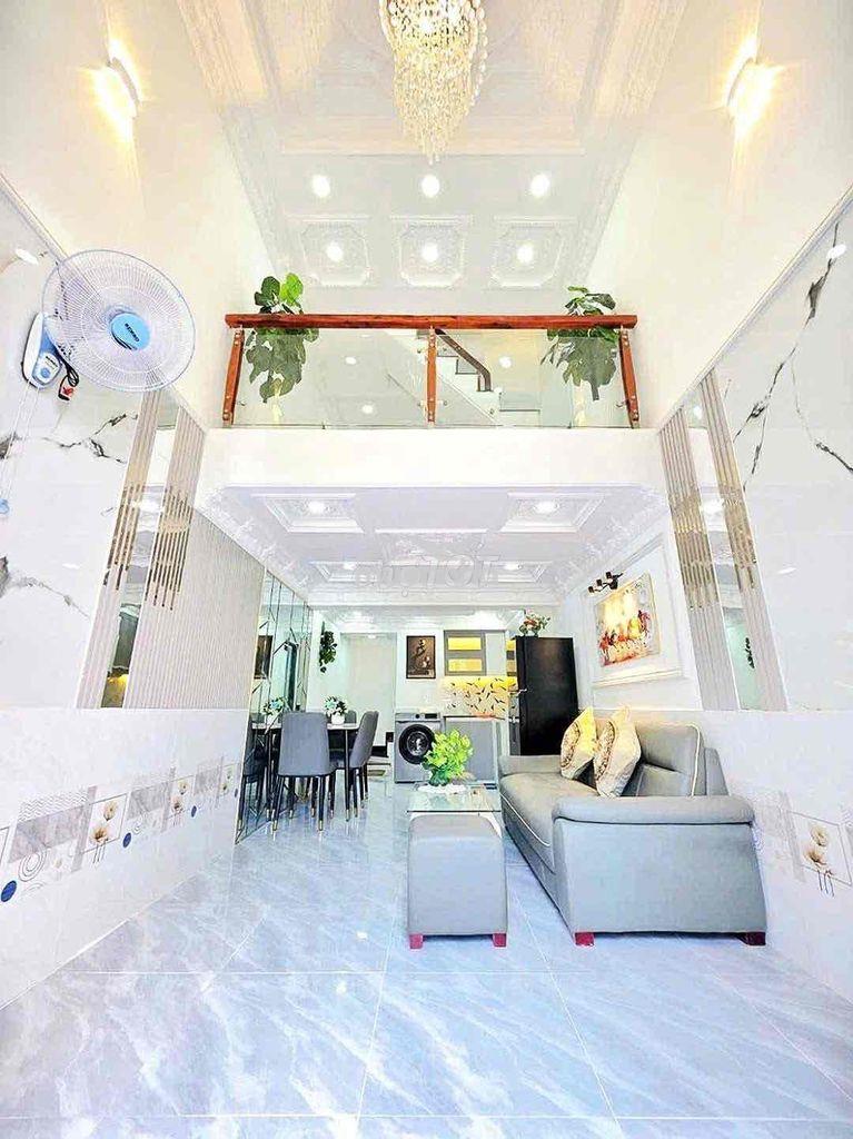 Nhà gần trường lâm văn bền 3 tầng ngay trung tâm nhà bè - 2