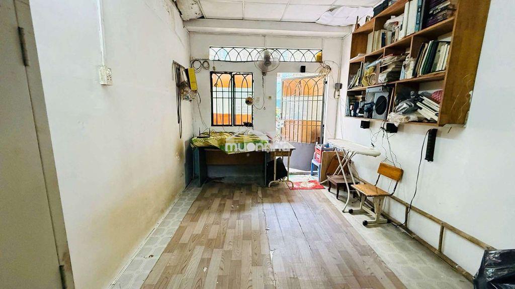 Hoa hậu tô hiến thành - 30m2 - 2 tầng - hẻm 3 gác thông - chỉ 3.65 tỷ - 2