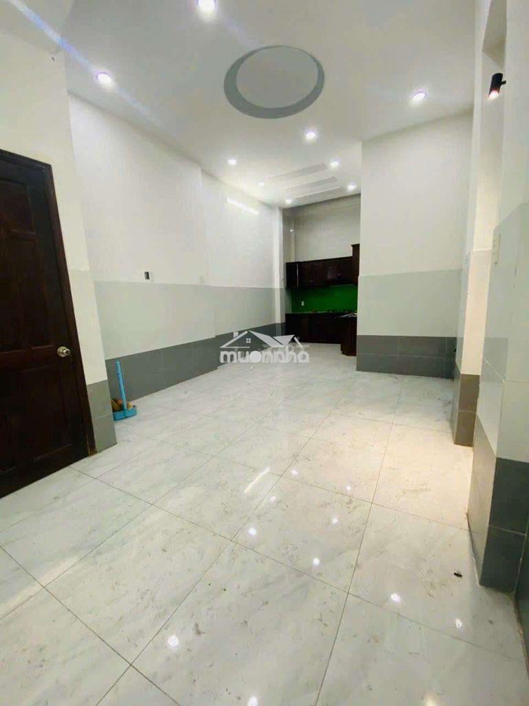 Nhà bình trị đông [4x20, 3 lầu, 4pn, 5toilet] 14tr/tháng - 2