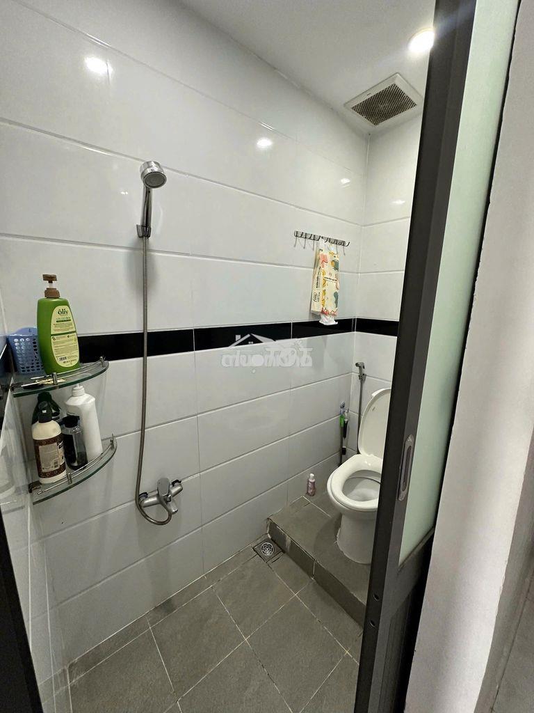 Cho thuê căn hộ 2pn – full nội thất cơ bản – dọn vào ở ngay - Ảnh 2