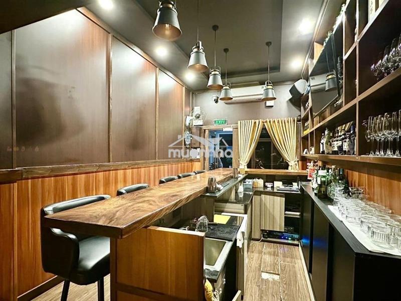 🔥 Hẻm 15a lê thánh tôn - q1 - phố nhật - 15.5 tỷ- dòng tiền tốt 🔥