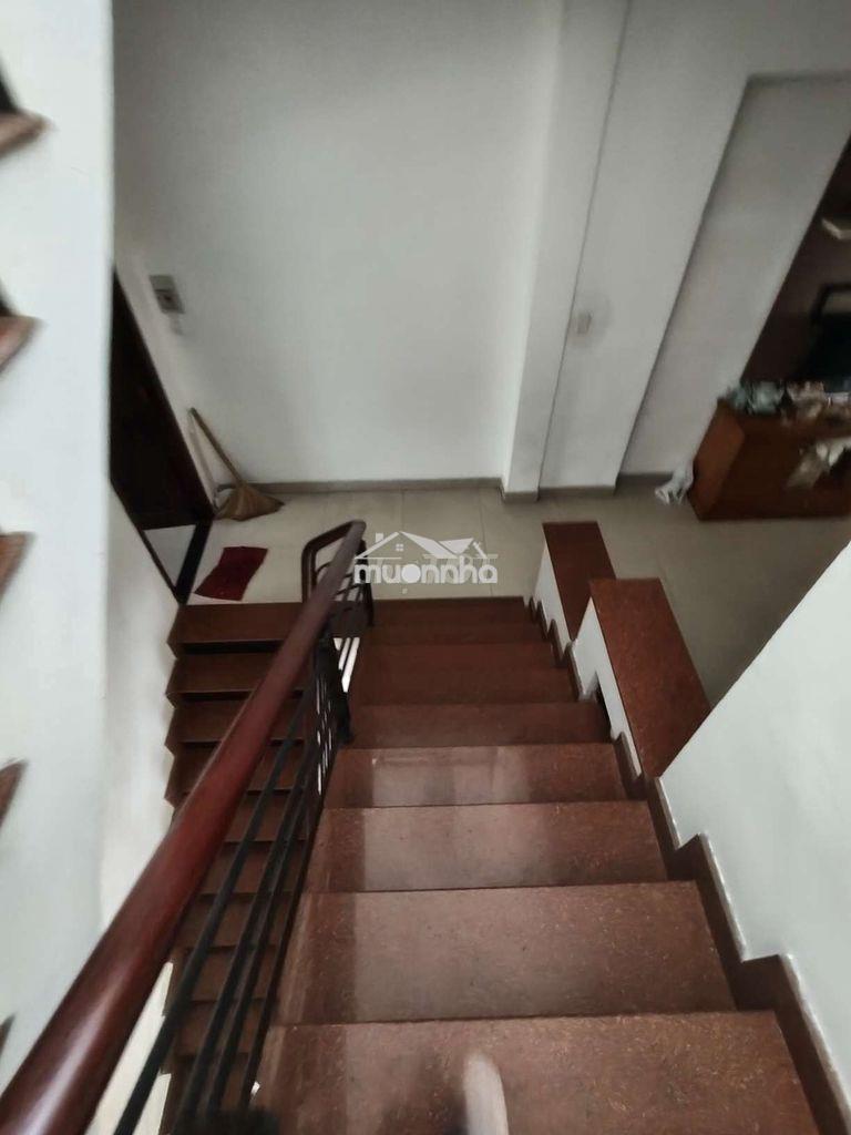 Nhà 2 lầu 3pn tân kiểng - 2