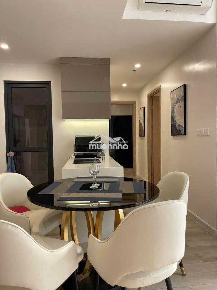 Ch,gần sân bay,2pn,nt đẹp,hđ thuê 13/th,shr,ở liền,cắtlổ 1ty95,bank70% - 3
