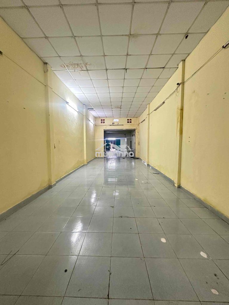 Cho thuê nhà h5m năm châu p11 tân bình. dt: 4m5 x 34m trêt lững 15tr - 2