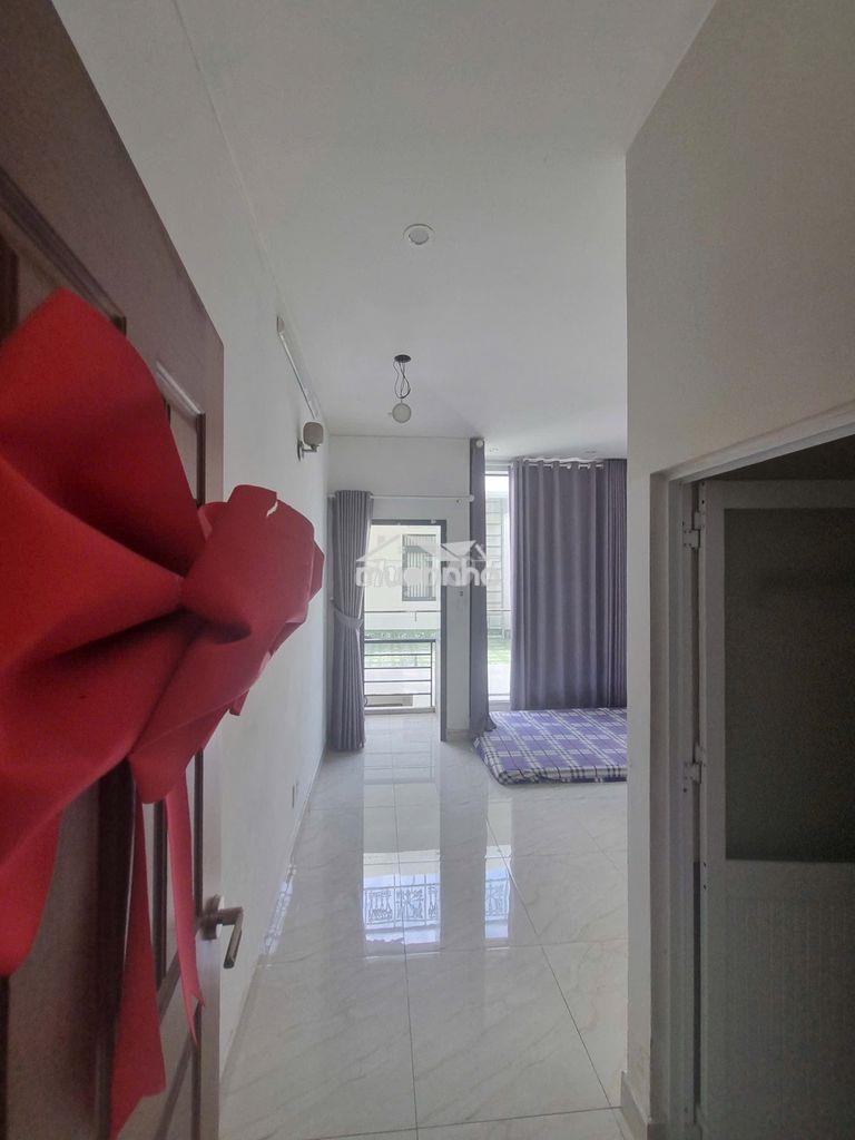 Phòng 25m2 có máy lạnh ngay tầng trệt - 2