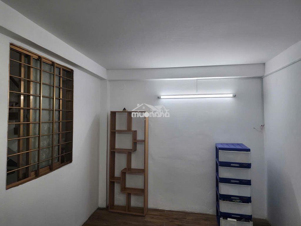 Cho thuê nhà mới, hxh, 61/ đất thánh, 4pn, p.6, q.tb. kế q10. gần mt - 4