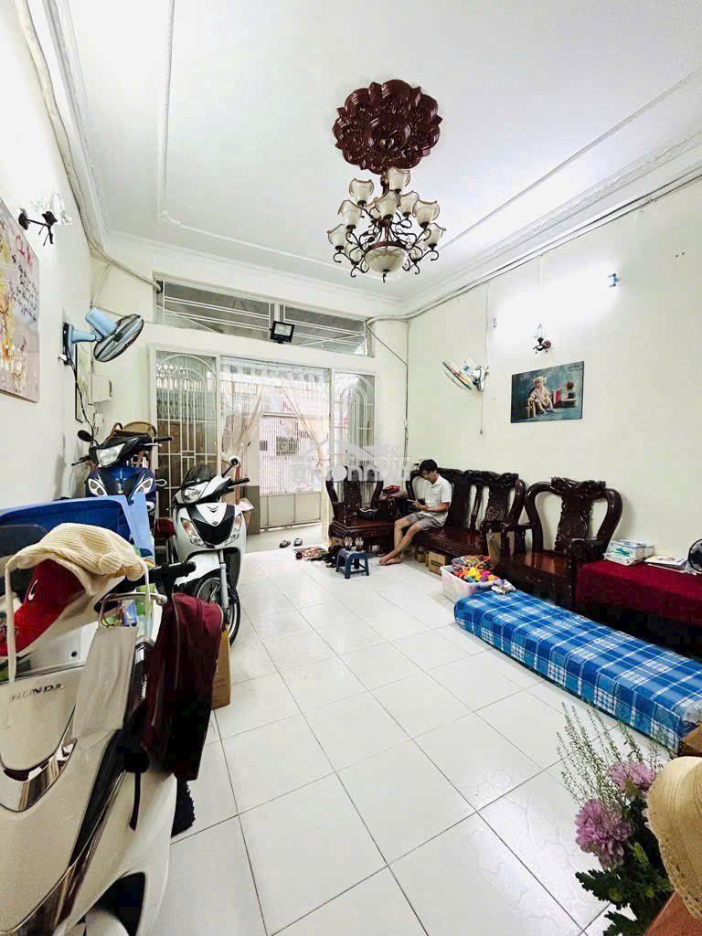 Bùi văn ba q7 - dt 4.2x15m - nhà 1 sẹc hẻm 4m thông - 4pn - 6.6 tỷ - 3