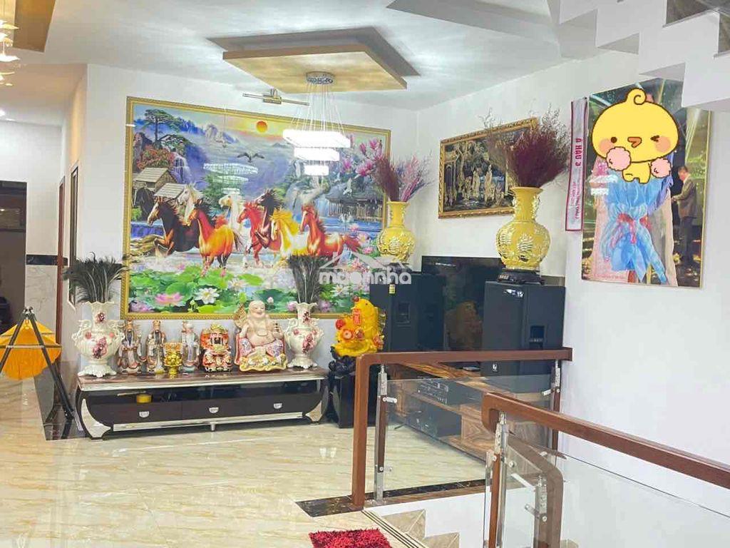 Bán biệt thự 2 mặt tiền đường 10m5, hướng đông nam mới đẹp - 2