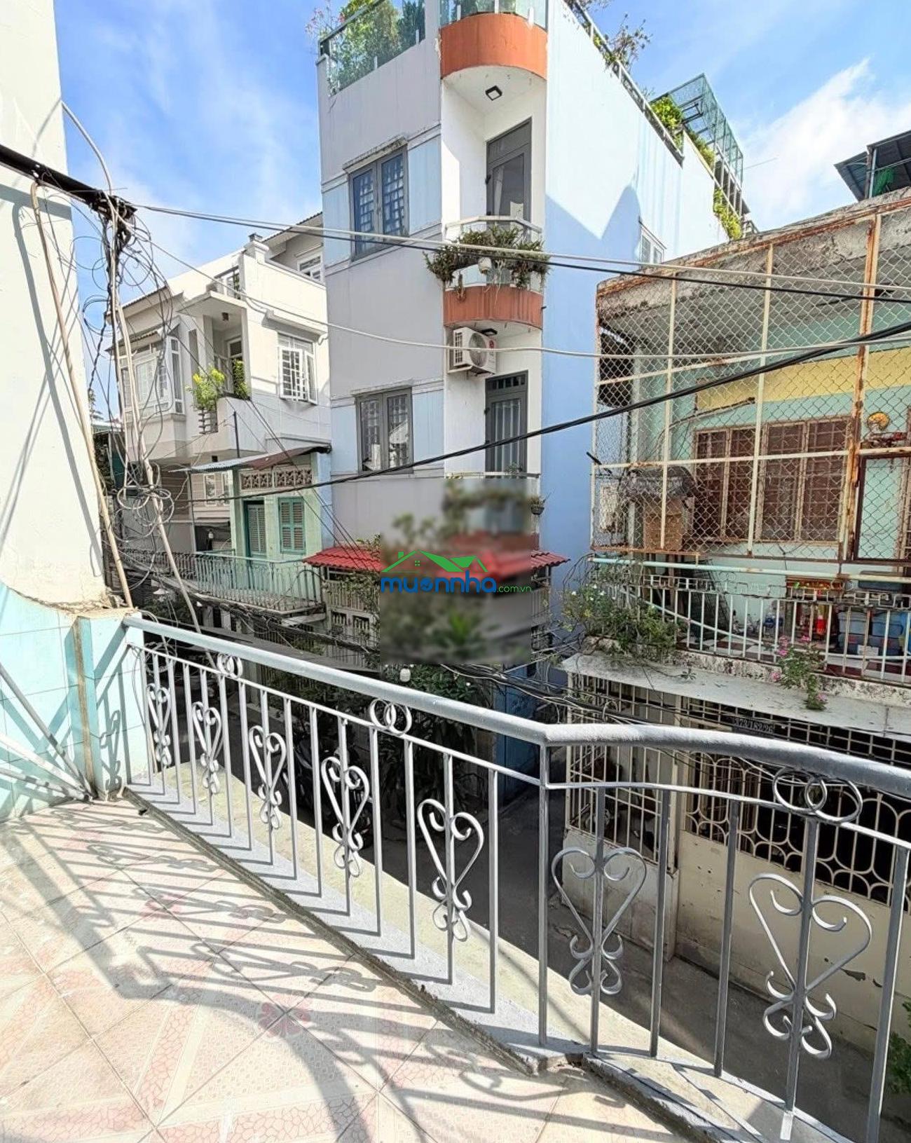 Hẻm xe hơi - lý thường kiệt - 2 tầng - 32m². nở hậu đẹp - chỉ nhỉnh 4 tỷ. - 4
