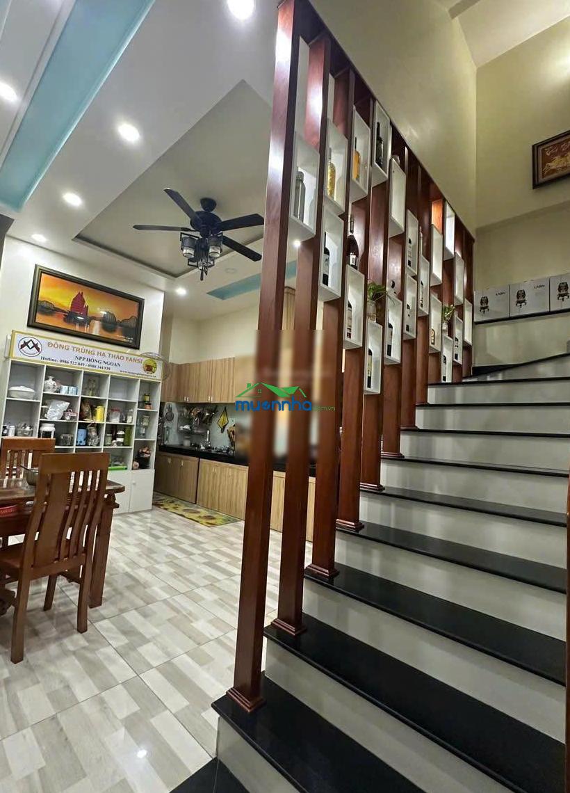 Nhà 1 trệt 2 lầu, ngay kdc hồng long, ql13, giá 7,5 tỷ. - 2