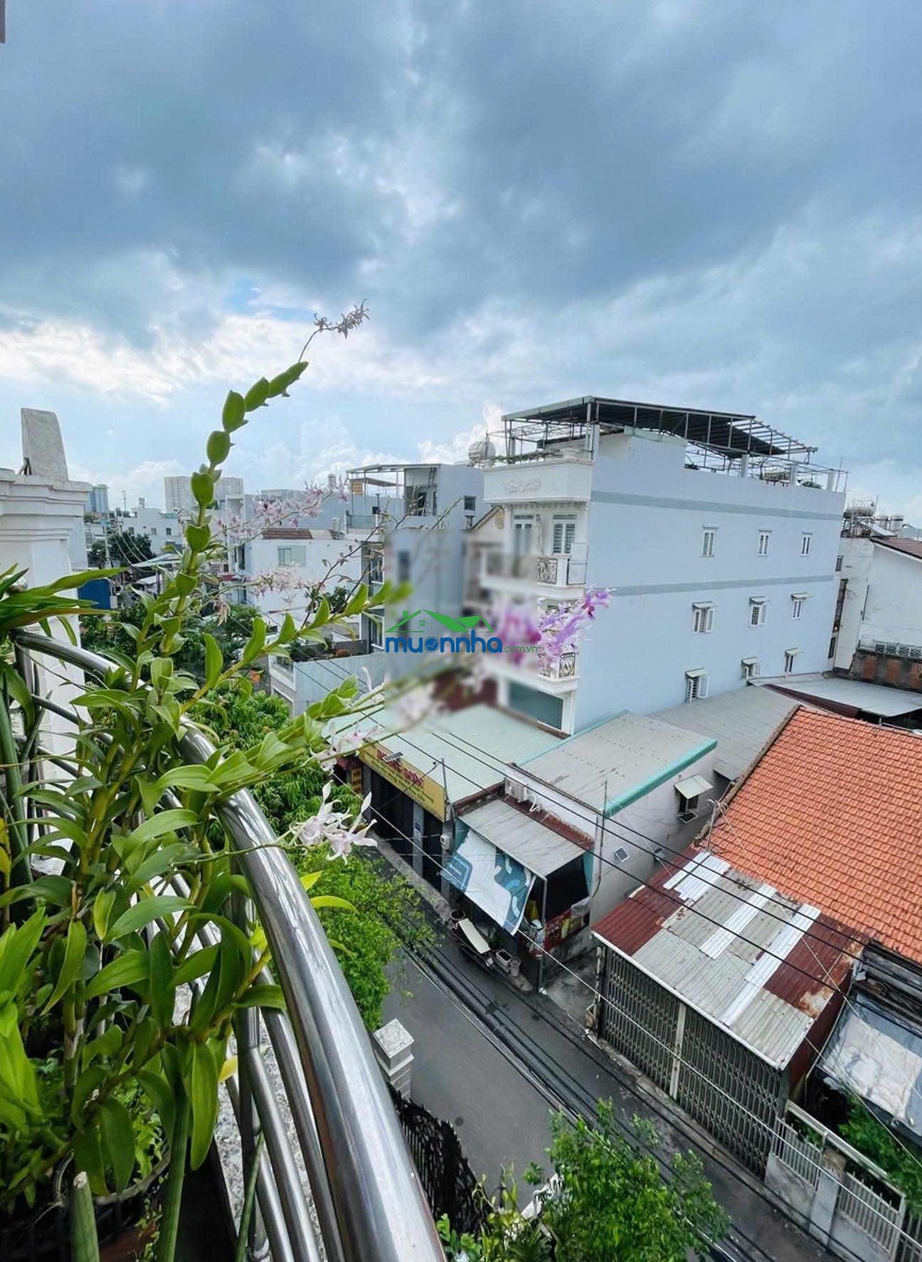 Nhà đẹp 4 tầng 75m² (3.8x20m) hẻm xe hơi thông nguyễn văn quá, quận 12