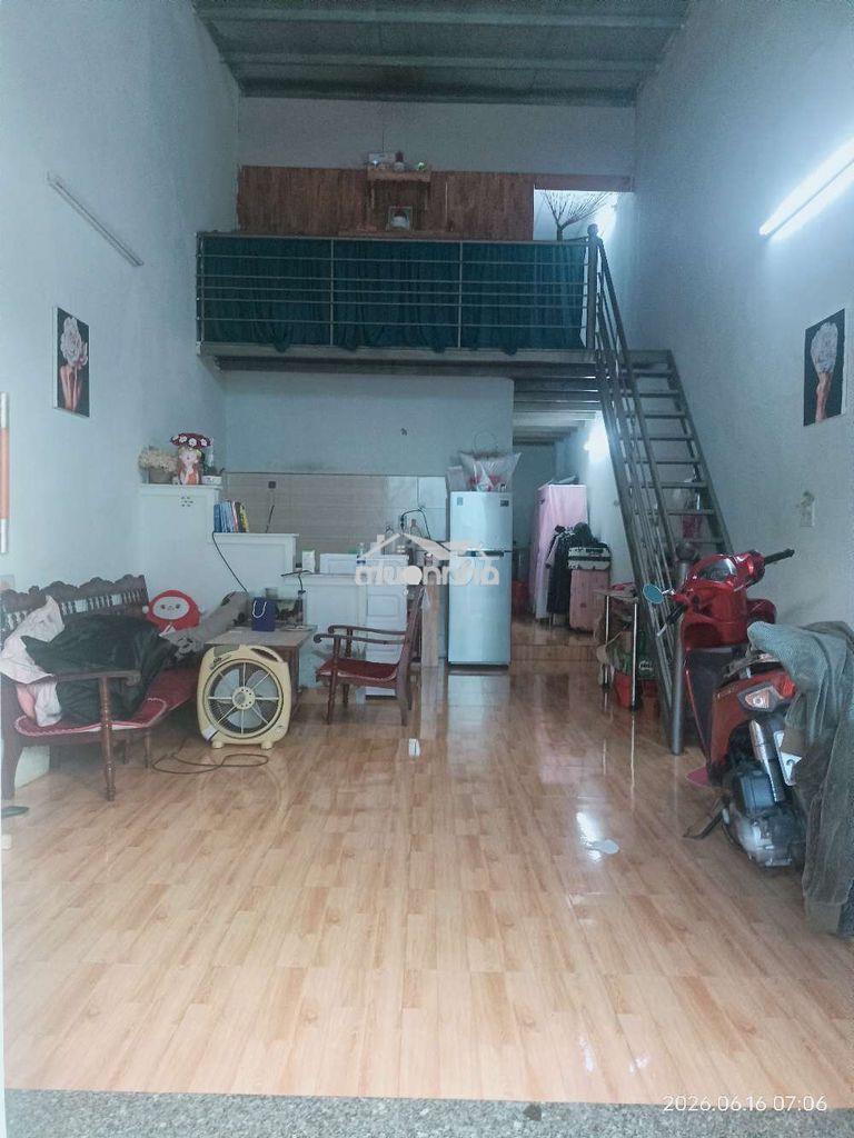 Nhà gác lững, kiệt 389cmt8