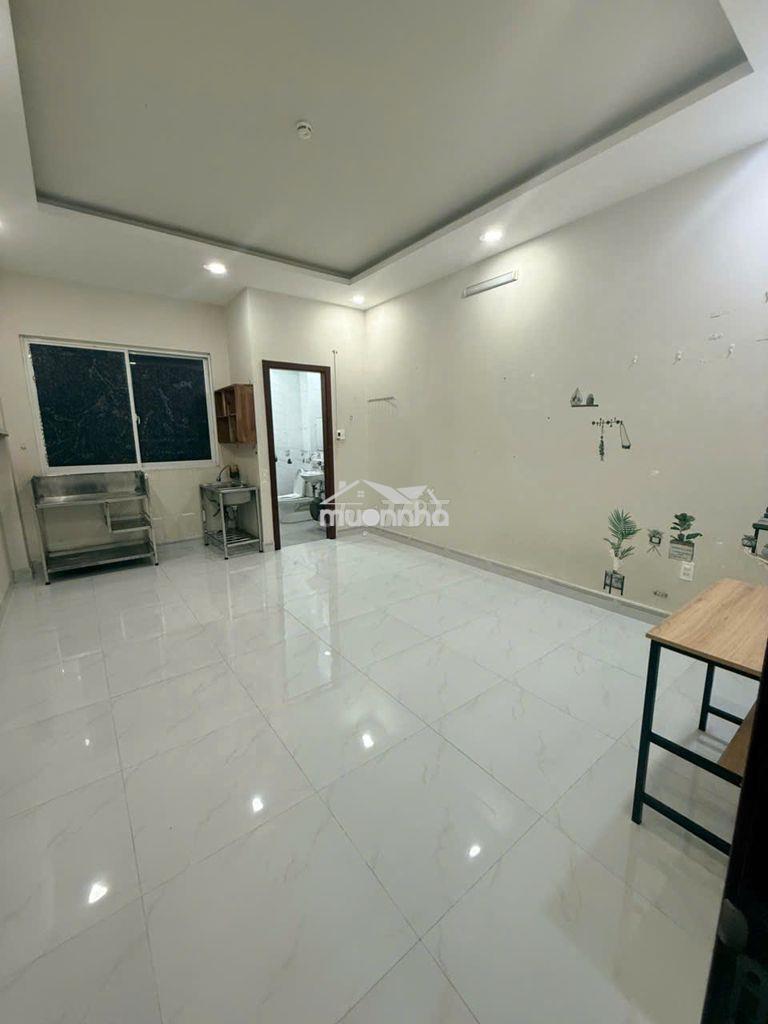 Cho thuê phòng ở 25m2, giá 3,8 triệu gần gigamall phạm văn đồng - 3