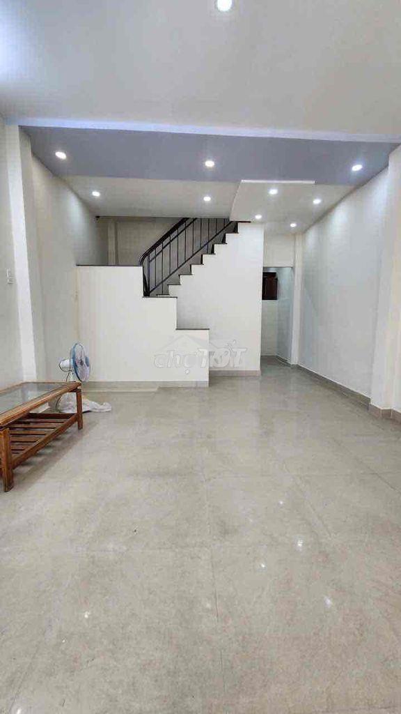 Nhà hẻm nguyễn đình chiểu p4 q3 🧱 ngang 4 ❌️ dài 10 ( nở hậu ) 🧱 trệ