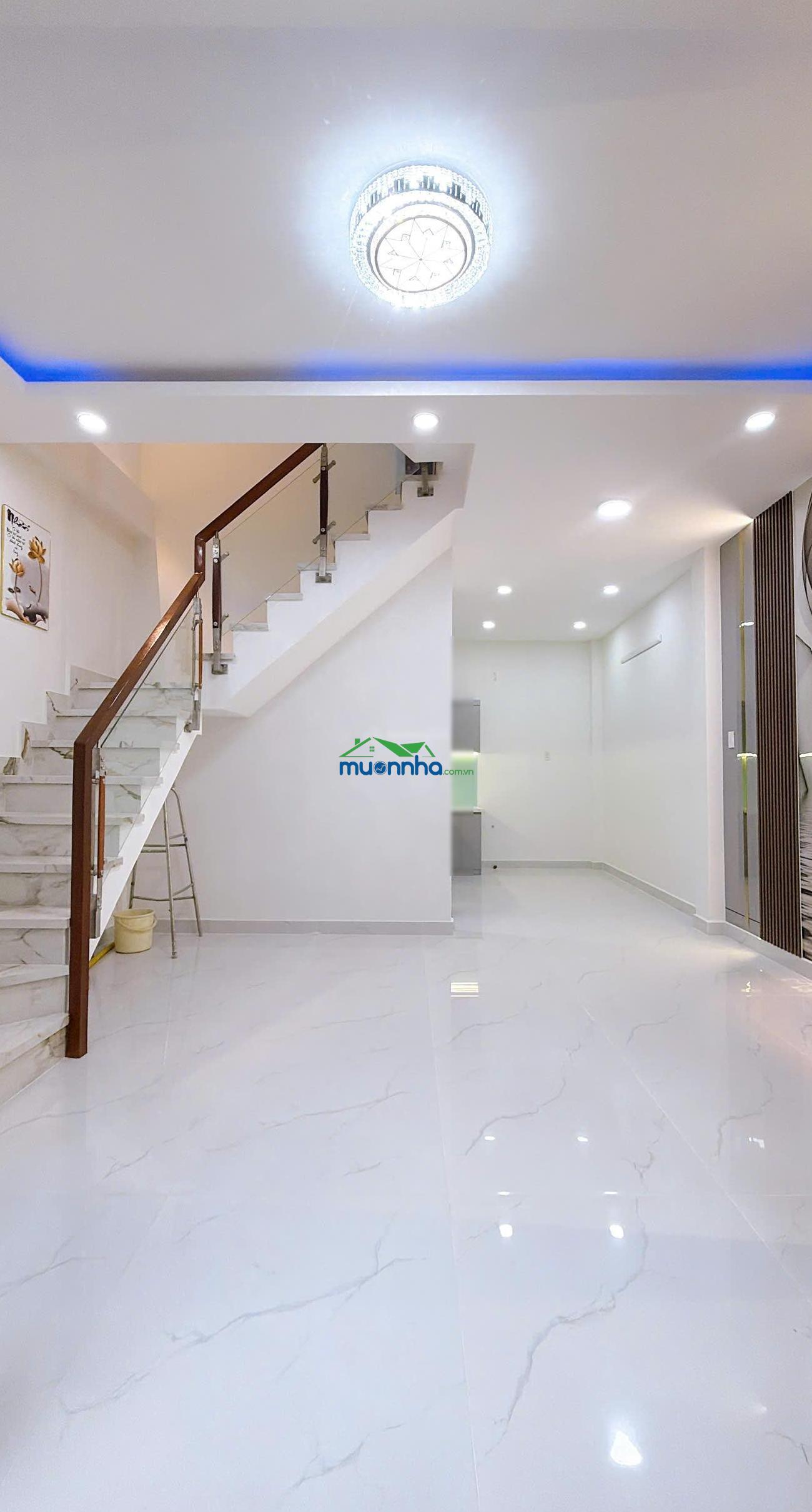 Chính chủ cần bán nhà đẹp khu 20 thước, dt: 5x8m, nhà 2 lầu btct, giá 5,5 tỷ