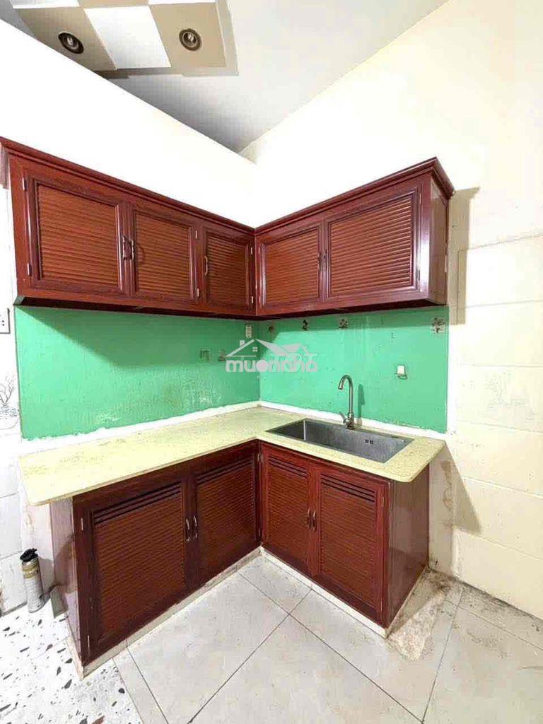 Vị trí kinh doanh mua bán-3 phòng - 4