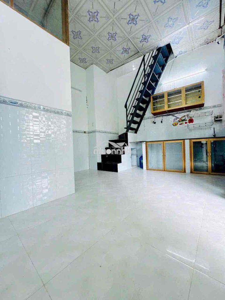 Nhà cho thuê đường cao lỗ eon gia 6trieu 500 - 2
