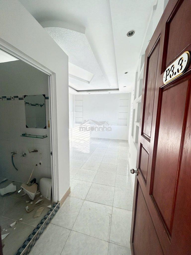 Cho thuê phòng 30m2 ban công, cửa sổ trời, gần kcx, pmh ở htp, q7 - 3