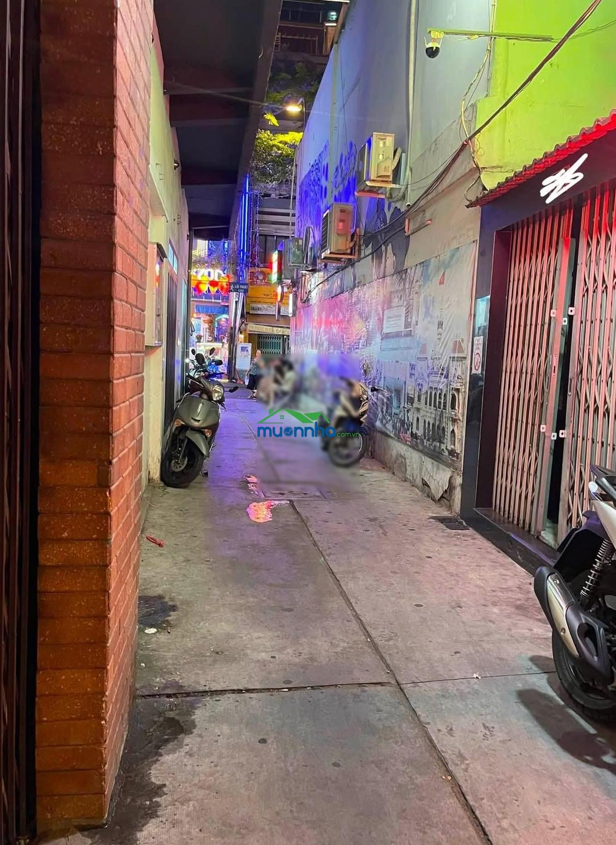 Bùi viện mặt tiền hẻm oto 4.3 x 12m (50m2) số ---/2