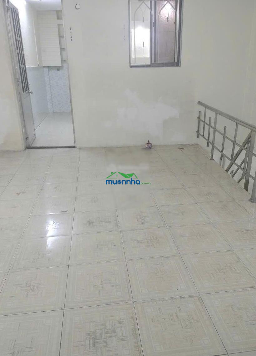 Sát mặt tiền!!! nhà 2 tấm hẻm 4m tân hóa. dt: (4,1x11)m giá: 4,85 tỷ (tl)