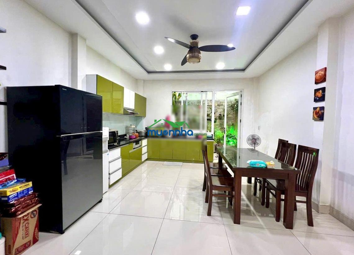 Tôi đang có căn nhà cần bán gấp đường trần bình trọng quận 10 giá 3tỷ680 - 2