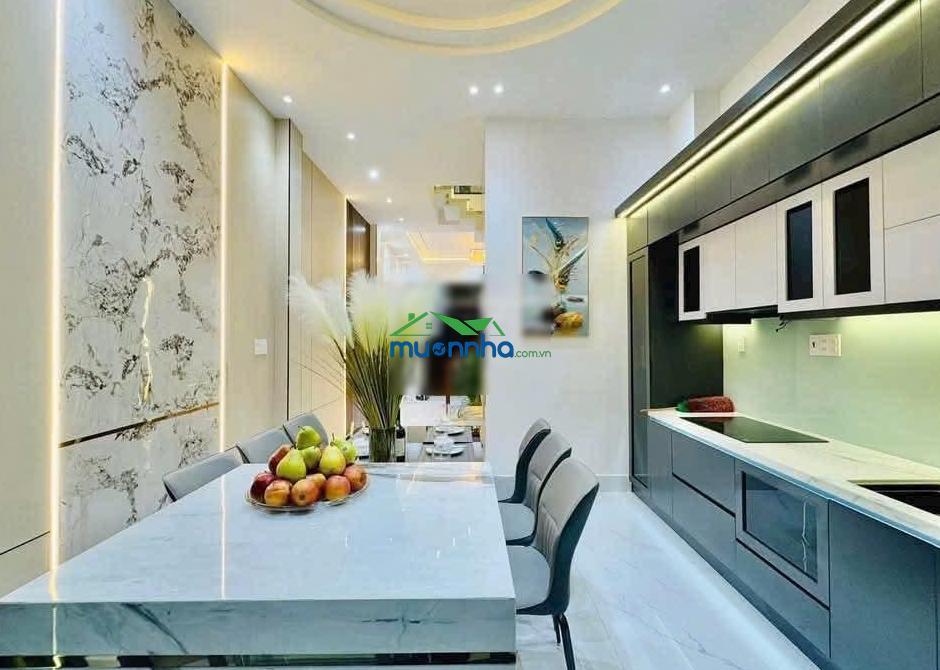 Tôi cần tiền nên bán gấp căn nhà đường bùi văn thêm phường 9 quận phú nhuận chỉ với giá 3tỷ250 - 4