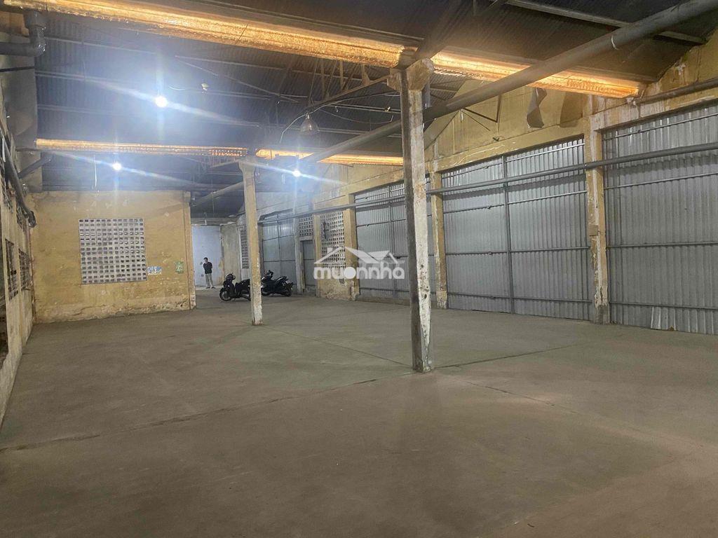Cho thuê kho 450 m2 quận 11 - 2