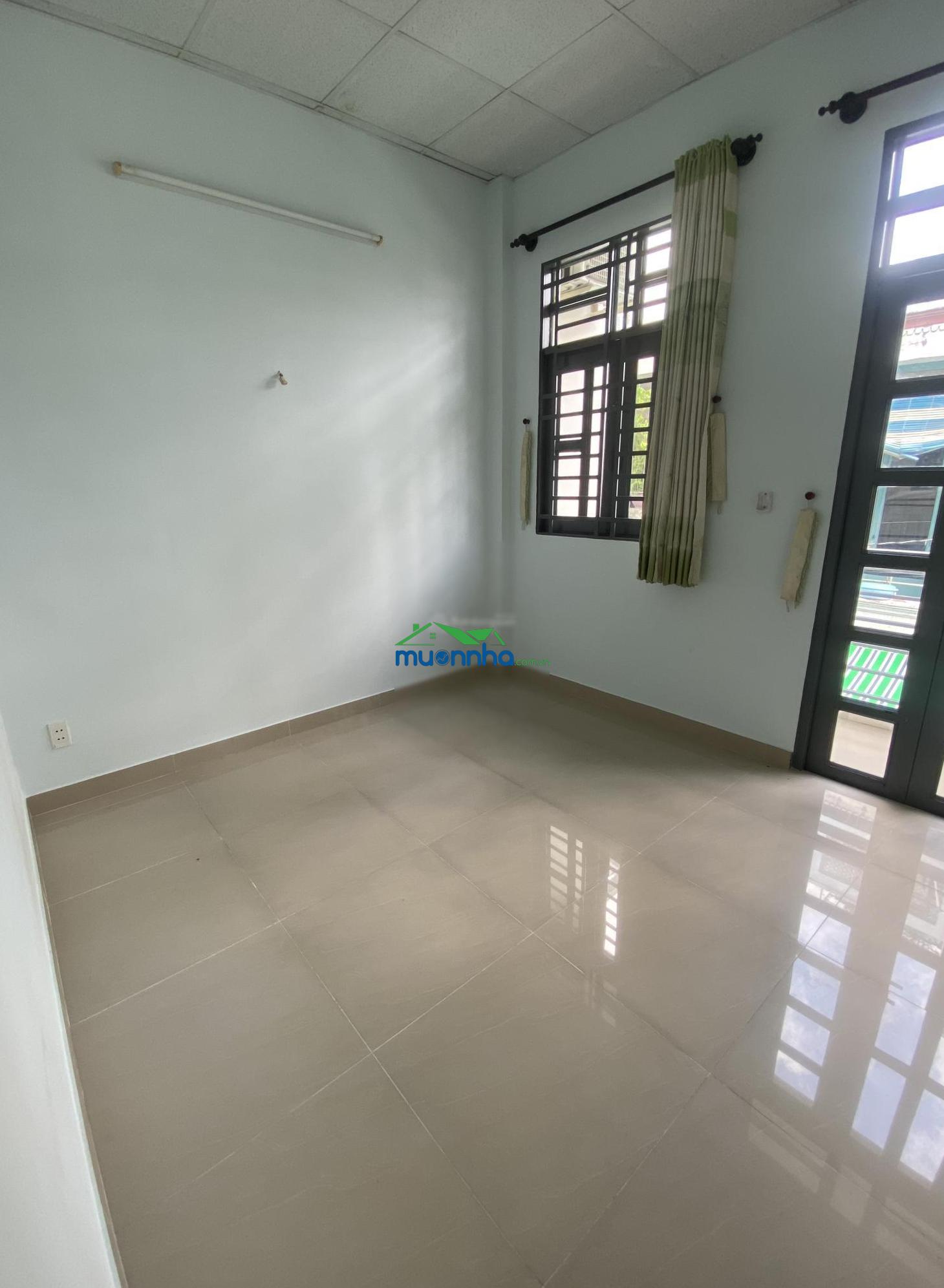 Hot! nhà hẻm xe hơi sẵn kết cấu ngay khu chợ vải phú thọ hòa vào là ở ngay - 4