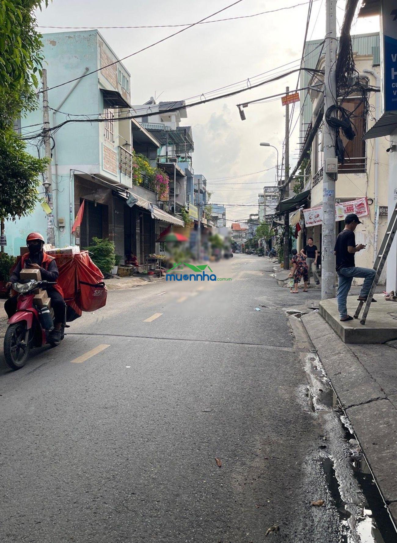 Mặt tiền nội bộ tân kỳ tân quý, 2 tầng, dt: 4,2x14, giá nhỉnh 5 tỷ, ra kênh tham lương 3 phút - 2