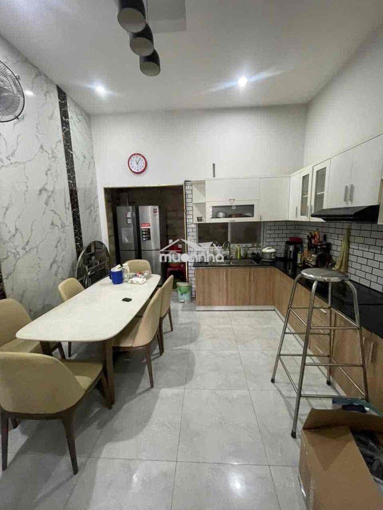 Nhà đẹp full nội thất gần làng tăng phú q9 - đường đậu oto - 1t1l 2pn - 3