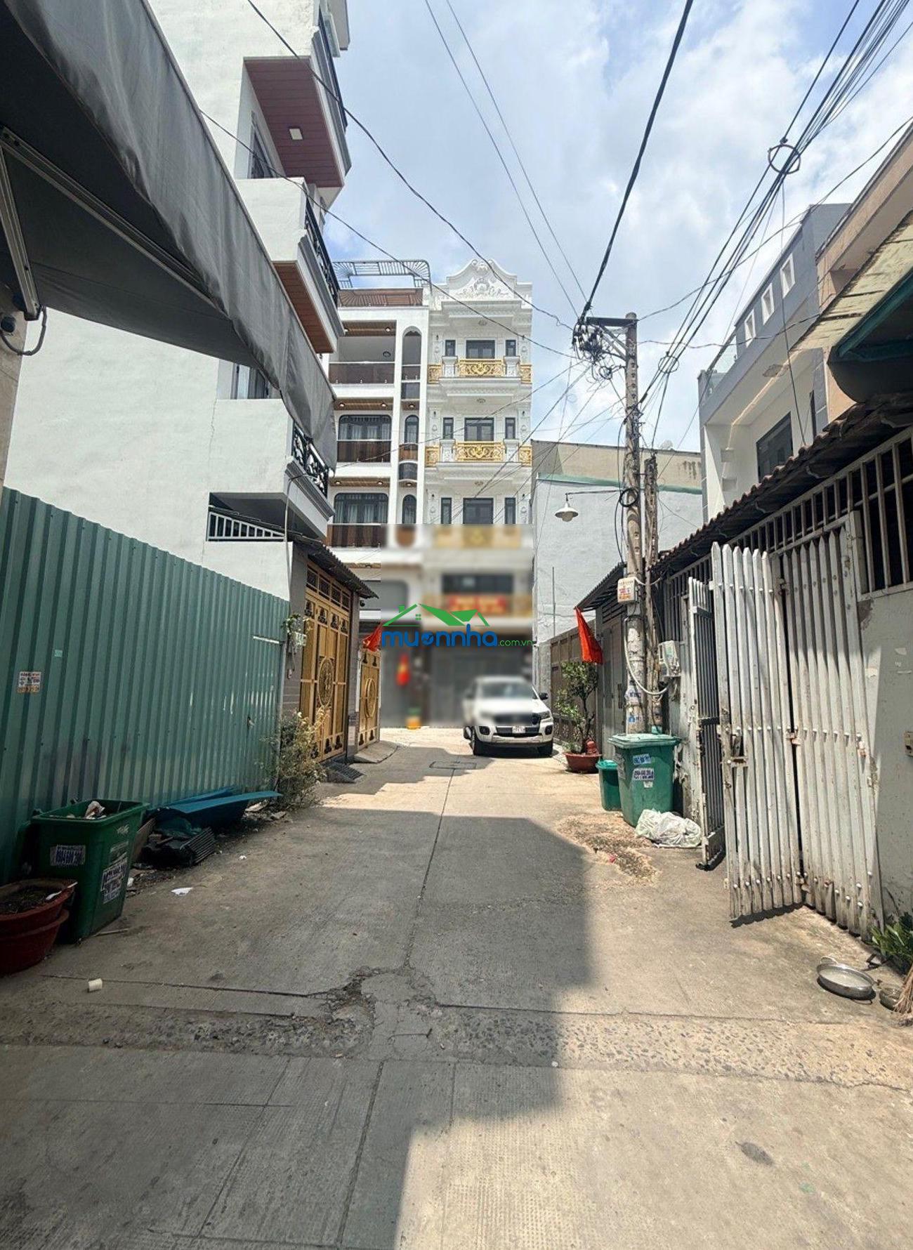 Bán nhà ngay hương lộ 2, 4x14m, 5 tầng xây full không lộ giới, hẻm xe hơi 6m