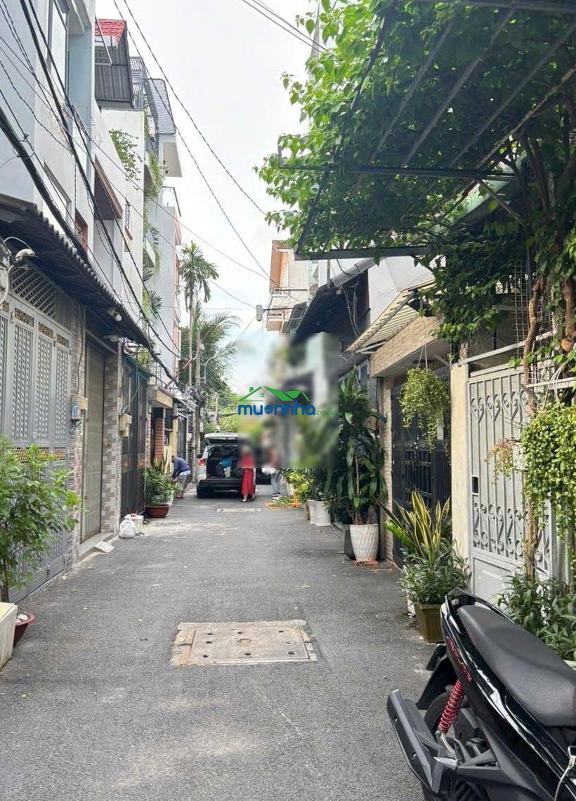 Bán gấp nhà hẽm xe hơi gần cv làng hoa, gò vấp. dt 42m2, xây 3 tầng kiên cố, chỉ 4tỷ950
