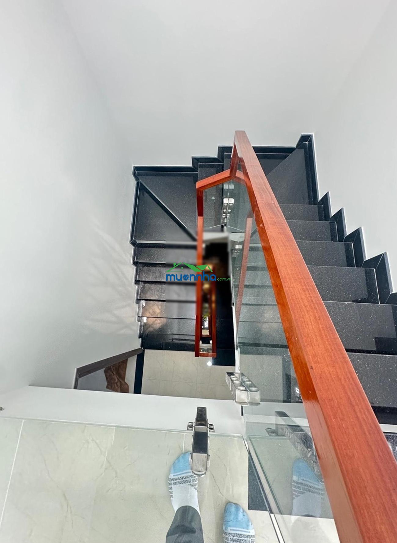8,8 tỷ - 60m2 đất - dtsd 171m2 - nhà 4 tầng btct - xây dựng tâm huyết - tặng nội thất cao cấp - 4