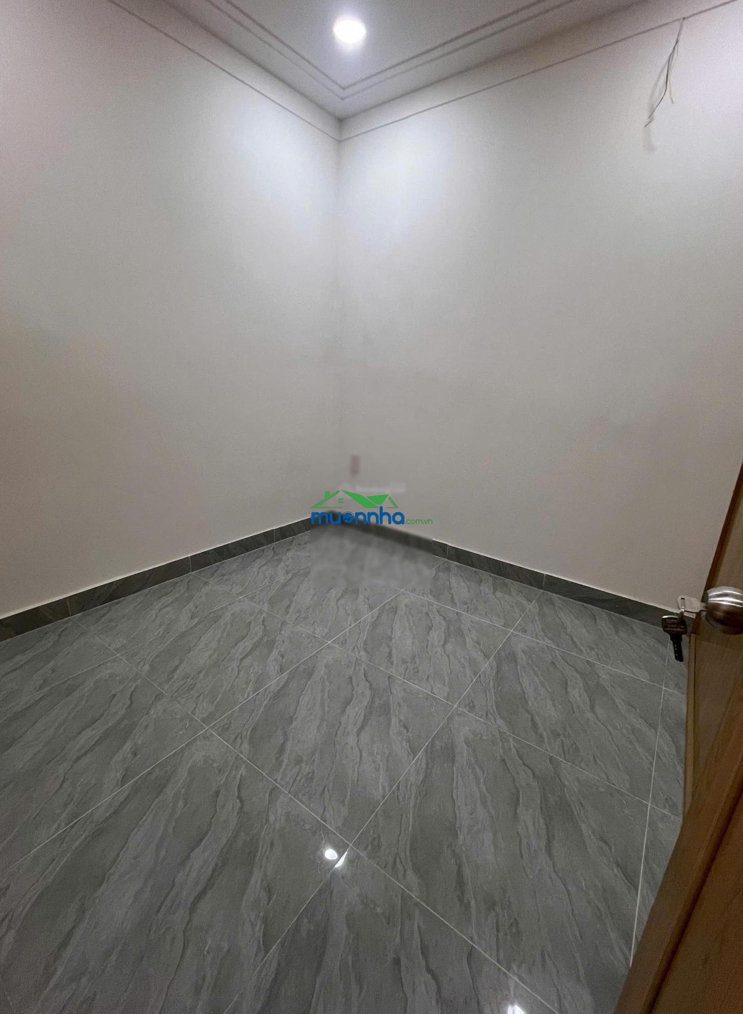 Đường nhựa 9m. nhà 24m2 thổ cư đường tth14 gần bệnh viện q12. có 2pn, ban công. giá 1,13 tỷ có bớt - 3