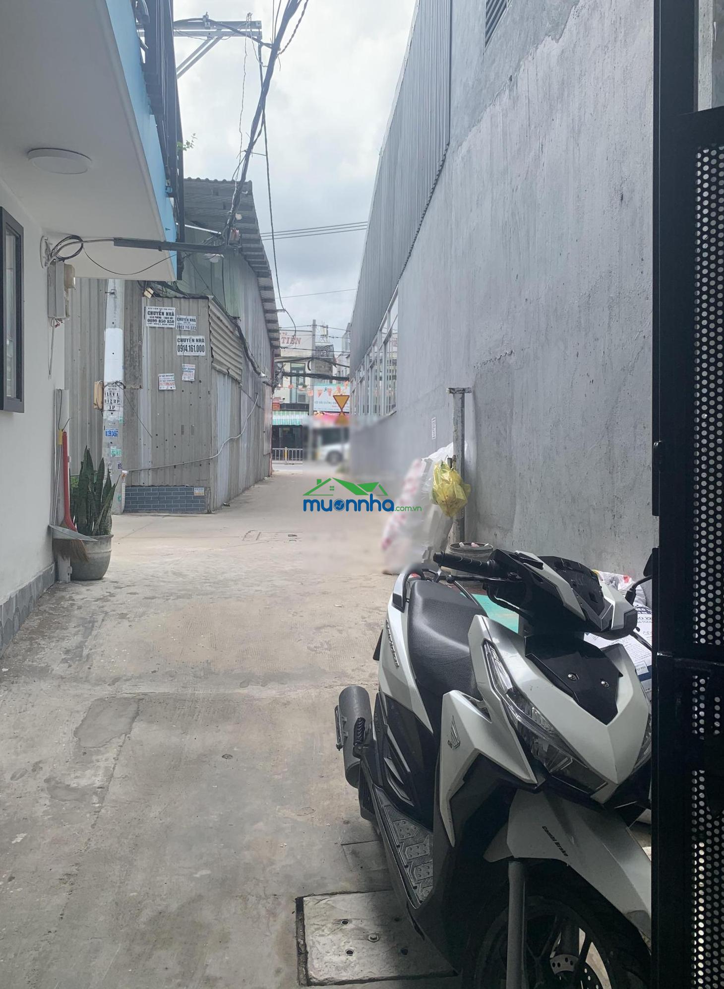 Nhà riêng bán tại lê văn lương, 1,75 tỷ, 30m2, giá tốt hot!