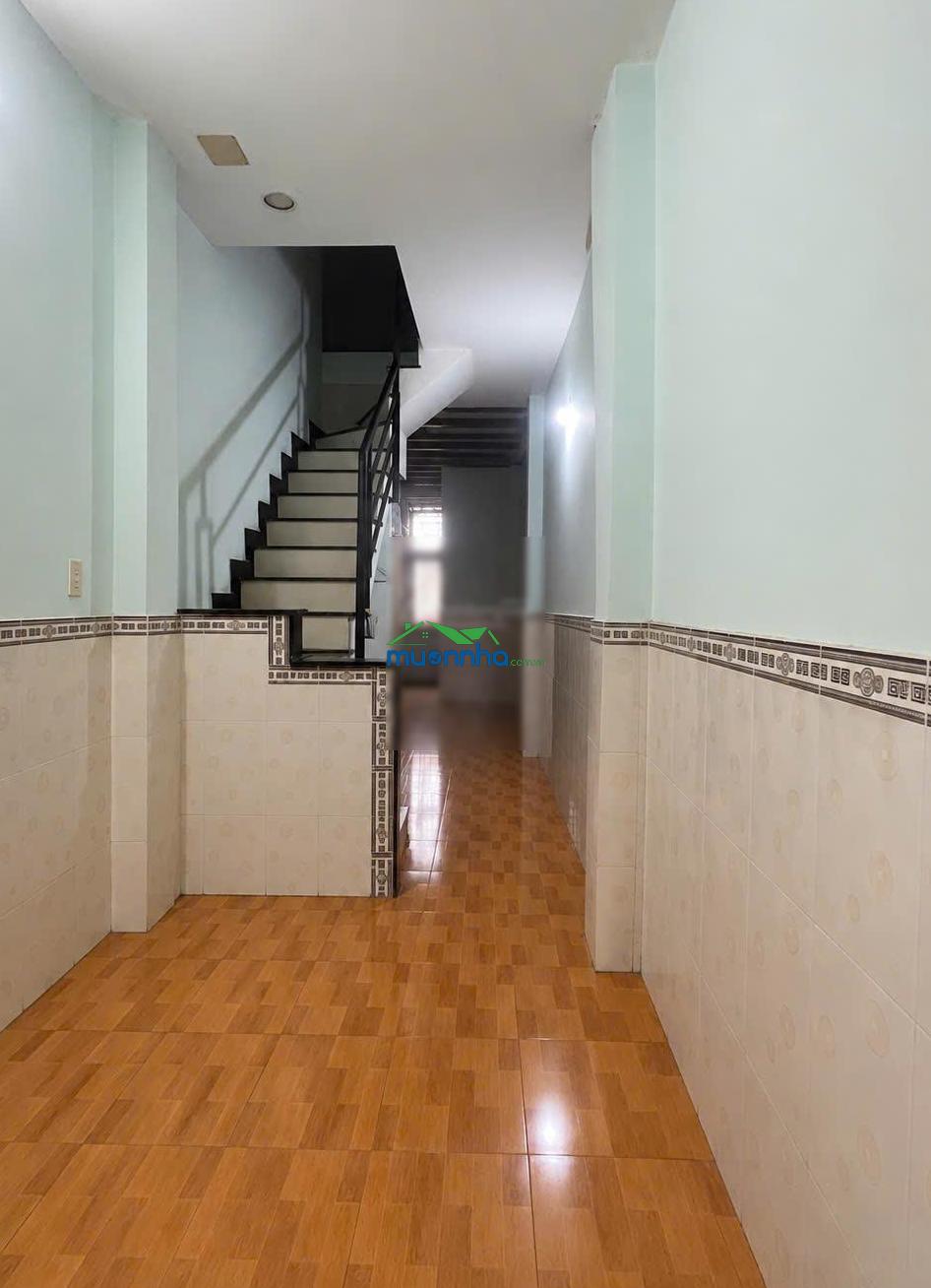 Bán gấp nhà hẻm 241 bến vân đồn, phường vĩnh hội, quận 4