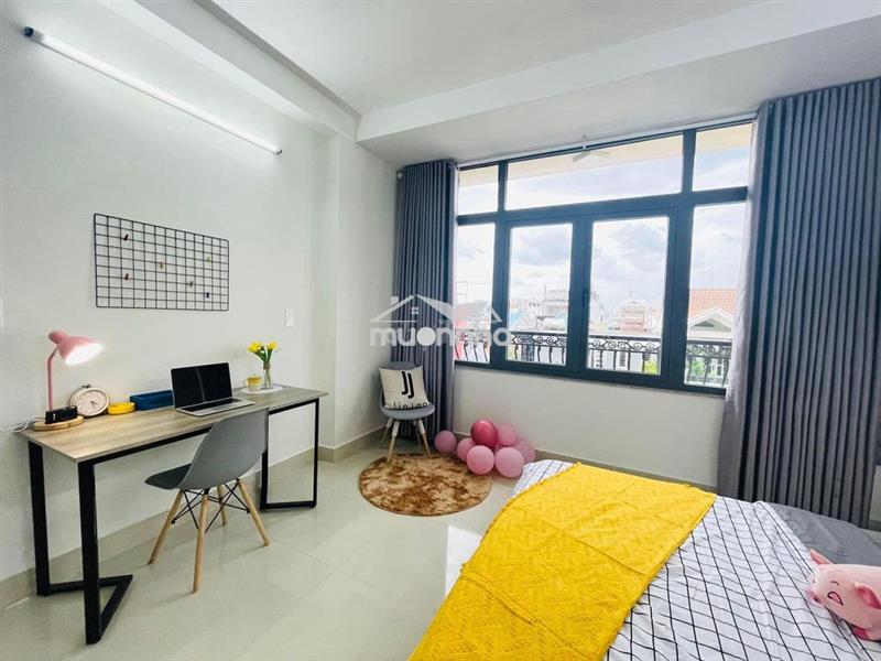 Phòng đón nắng, tiện nghi gần đại học văn lang cs3