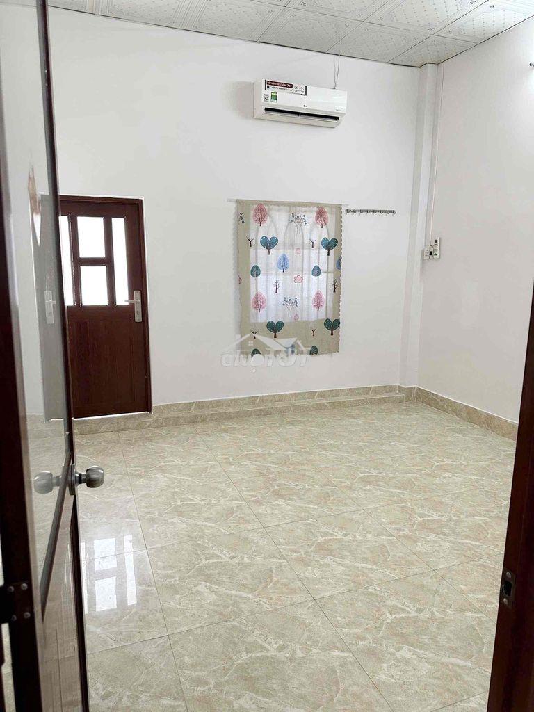 Nhà có nội thất 3,8 x 12m 1lầu đúc (2pn 2wc) hẻm 4m thông. bình tiên - 2