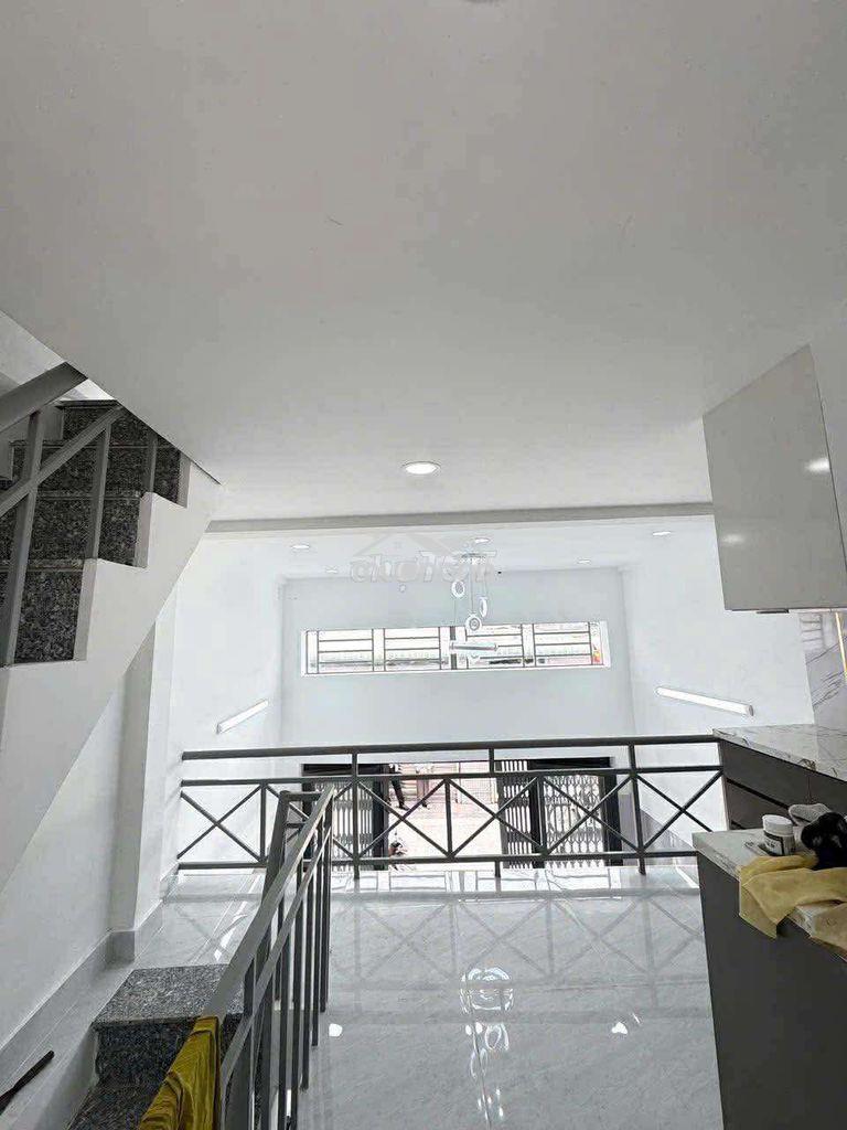 Nhà 2 tầng 3pn 50 m2 gò vấp , chỉ 4,x tỷ - 4