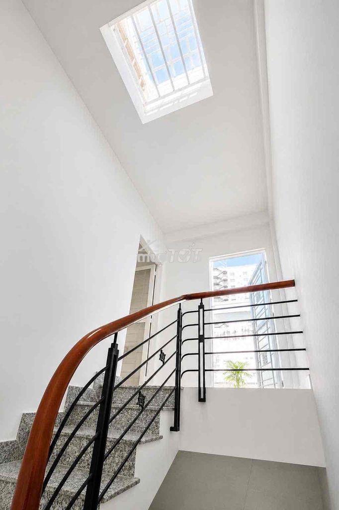 Nhà 4 tang hẻm ô tô cách phan đăng lưu 10m - 2