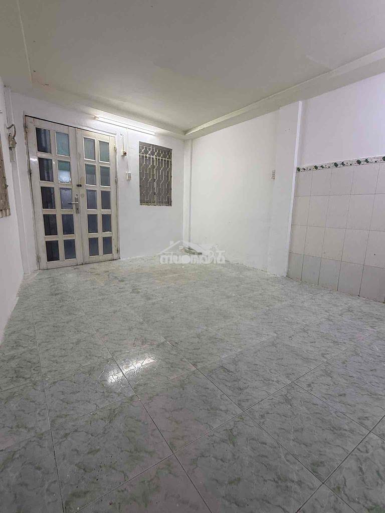 Cho thuê nhà nguyên căn quận 6 - 3