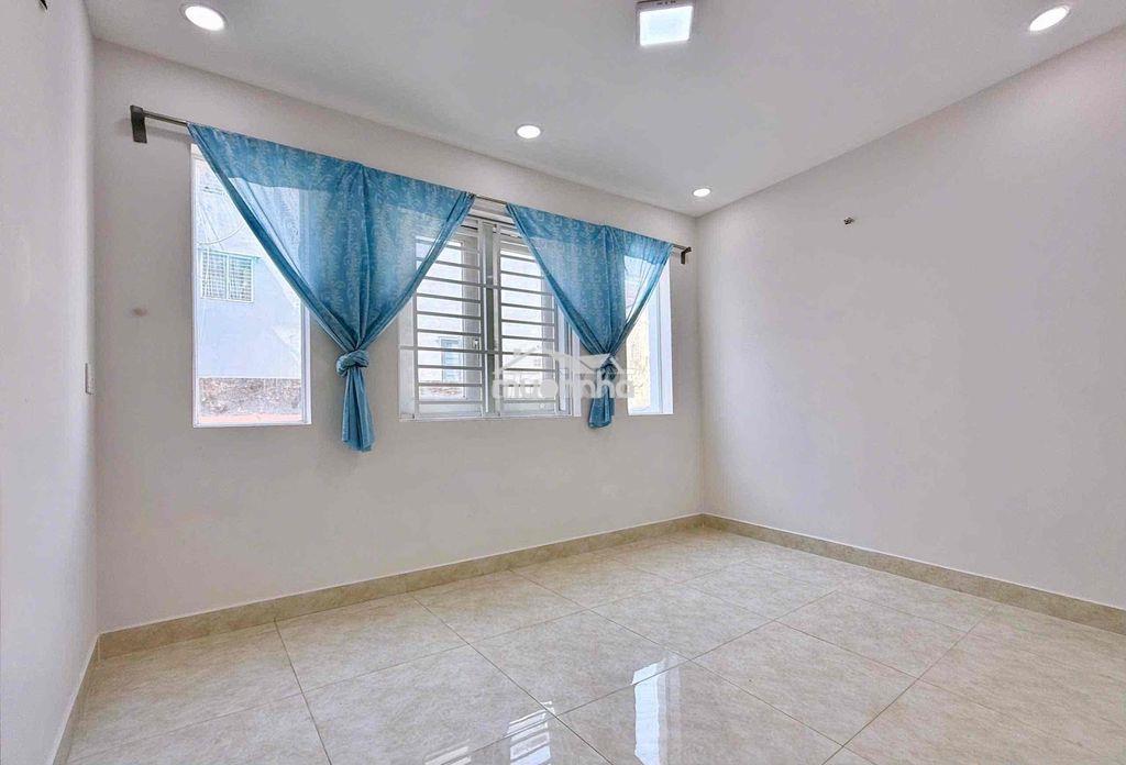Cho thuê nhà mới, đẹp- 4 tầng- 4pn+3wc- q6- 12tr - 3
