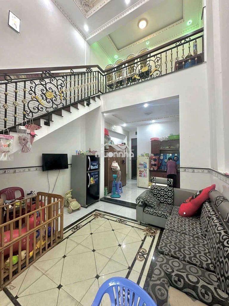 Nhà cấp 4 gác lửng mới gần đường vững việt  - 3