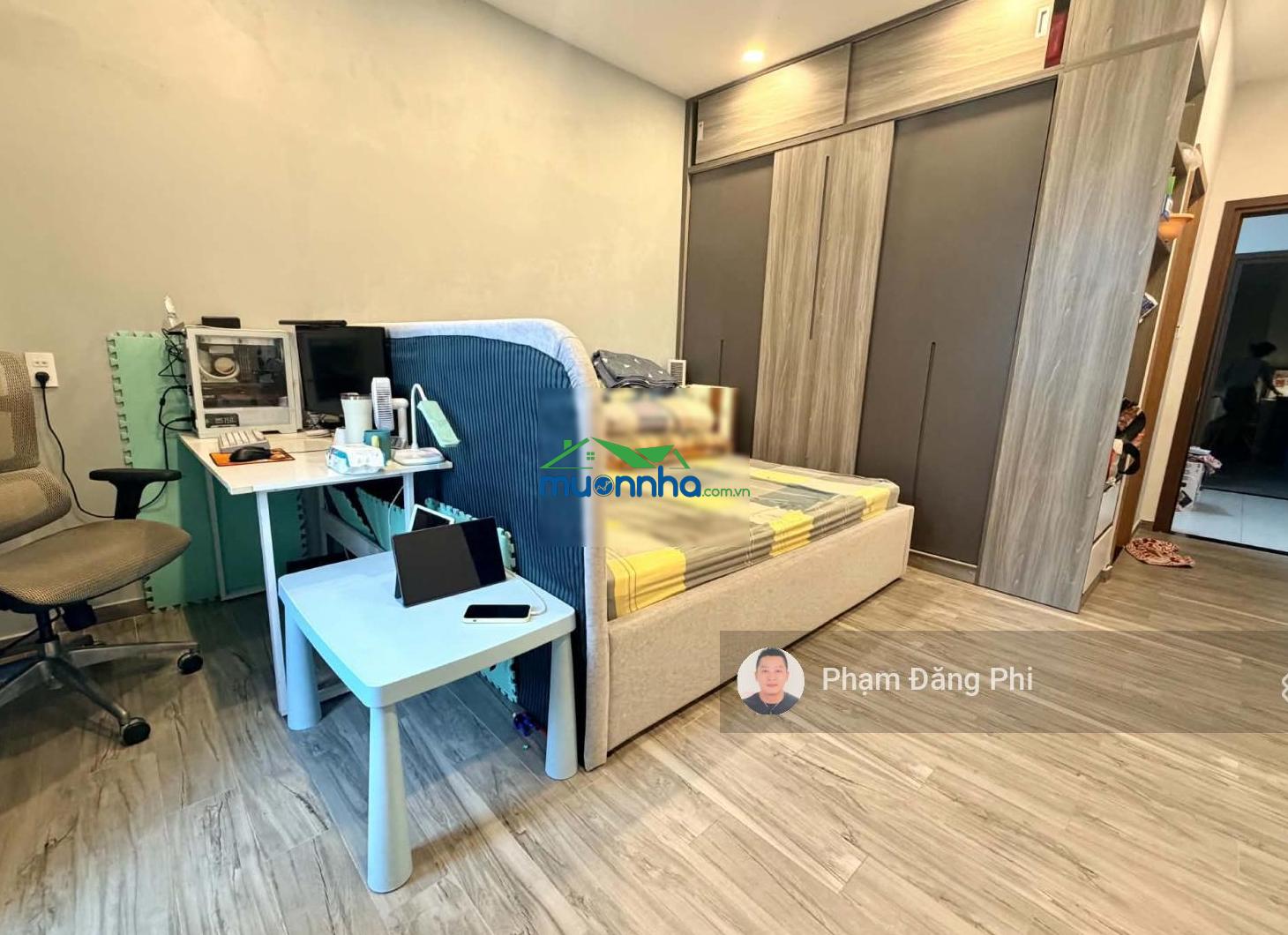 Nhà đẹp - vị trí đẹp - công viên trước nhà thoáng mát - ô tô đậu trong nhà - 65m²