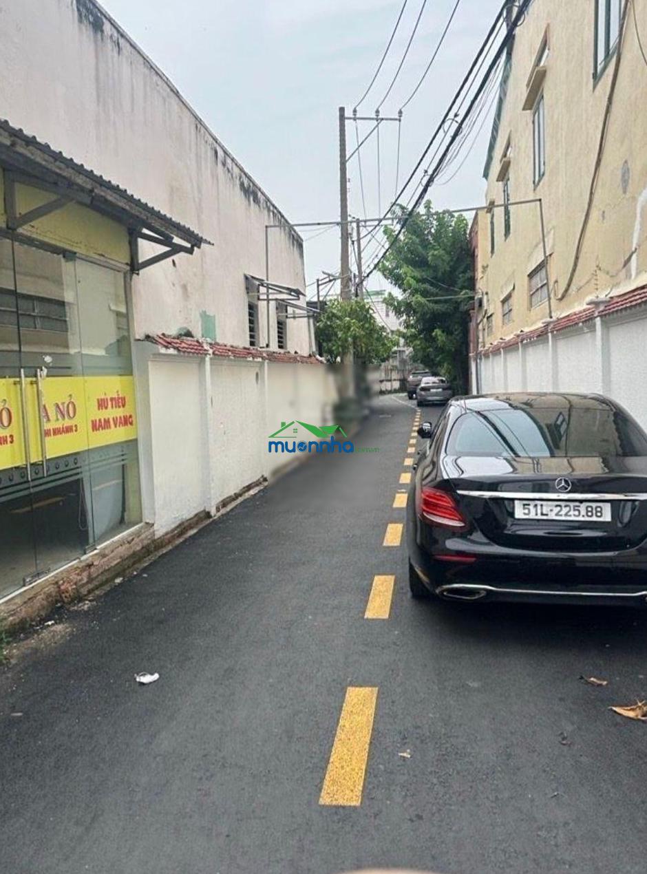 Hẻm xe hơi nhà đẹp 5pn chỉ 5 tỷ 590, giá quá tốt!