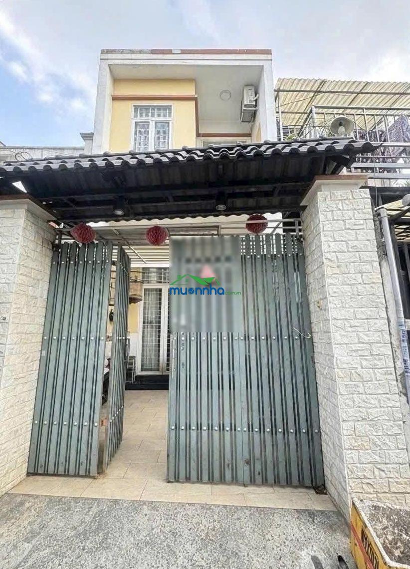 Cần bán gấp nhà dương công khi giá 2 tỷ 1 sổ hồng riêng (dt 5x20)