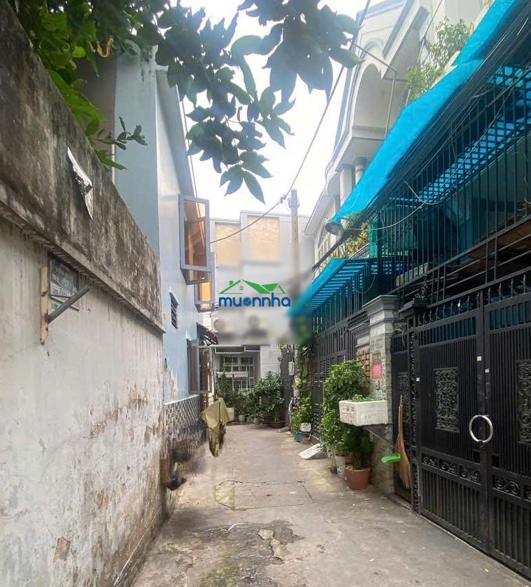 Diện tích lớn 70,6m² chỉ có 6,3 tỷ còn tl, dt: 4,4 x 16m, trần thánh tông, p15, tân bình, kc 3 tầng
