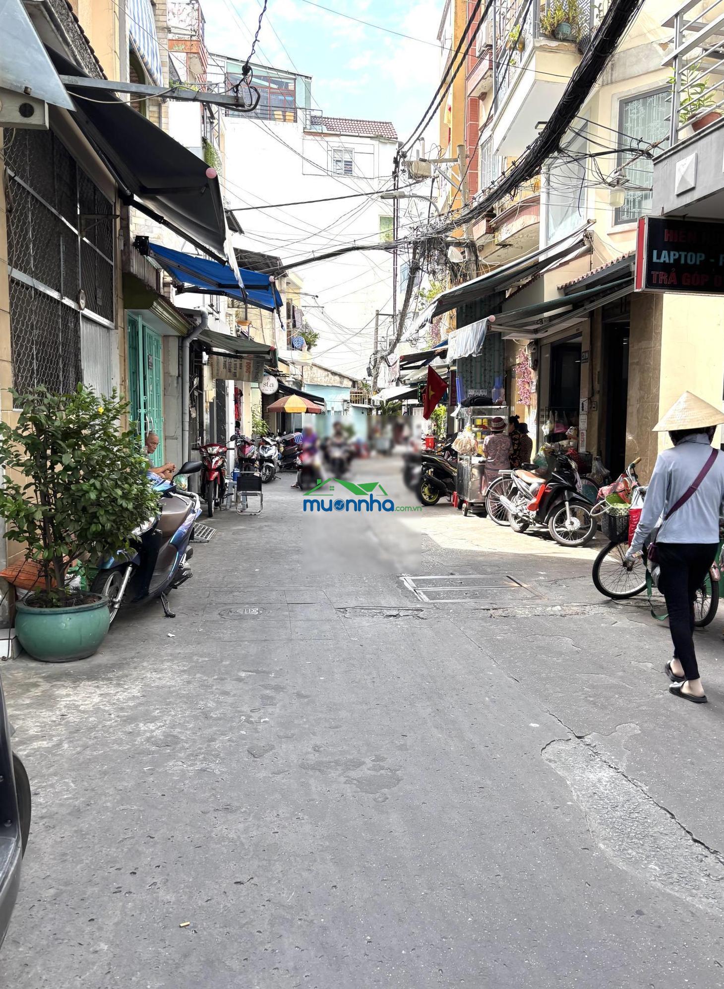 Vị trí vàng phú nhuận - nhà mới phan đình phùng (3mx12m) - 3 tầng - khu kd sầm uất - chỉ 9 tỷ 3 - 3