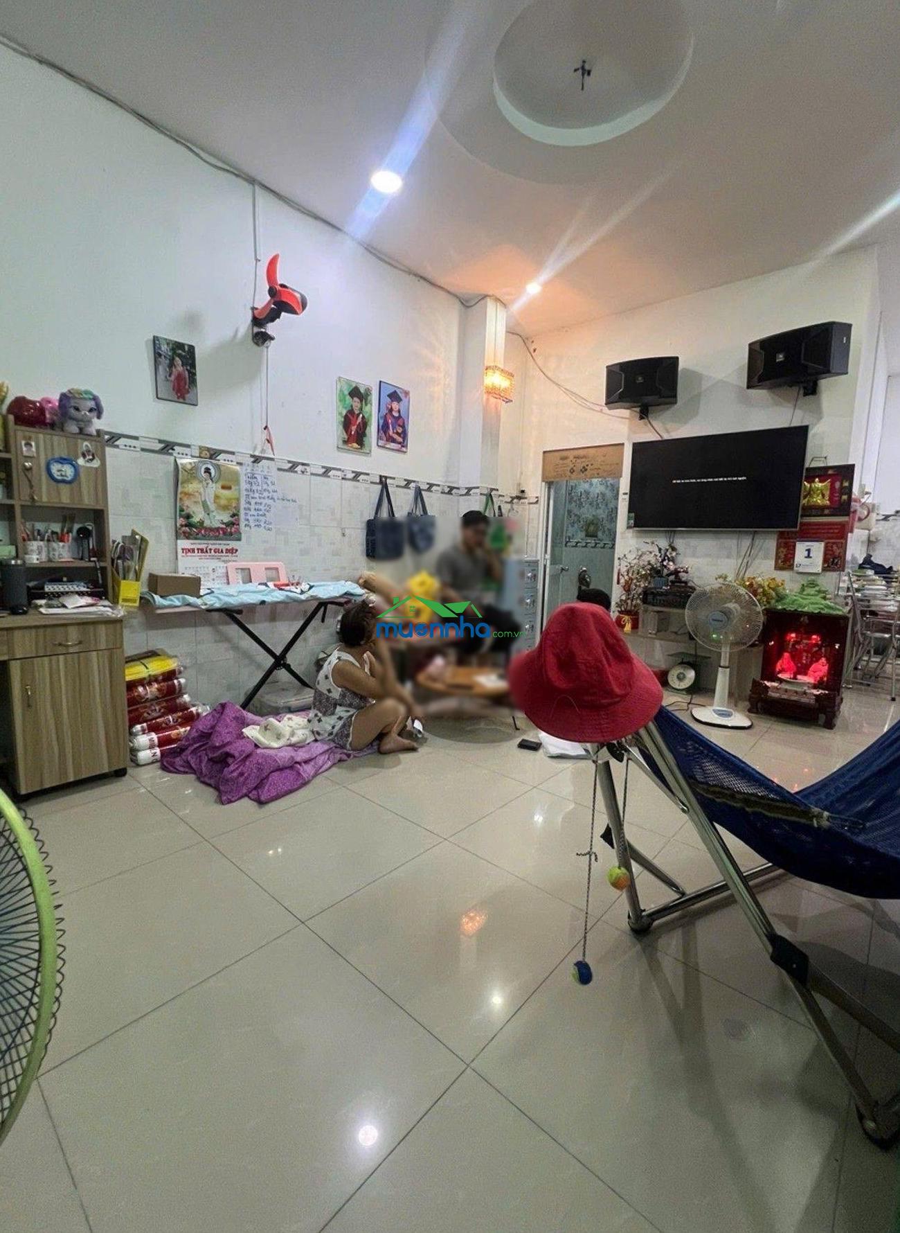 Ngay chân cầu thủ thiêm, chính chủ 20 năm, ngộp bank gấp bán nhà 2 tầng 50m² đất chỉ 6 tỉ tl