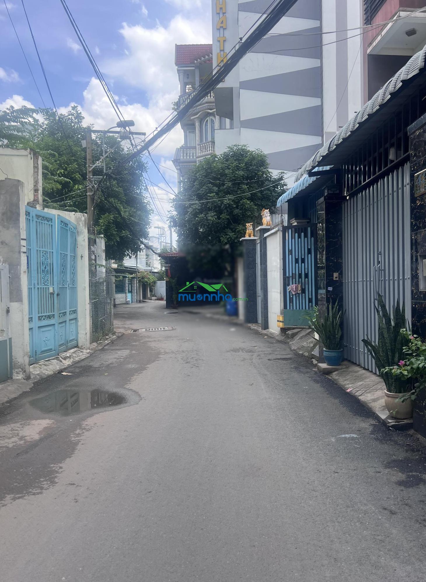 Nhà quận 2, ngang 5, đường xe hơi, giá tốt - 2